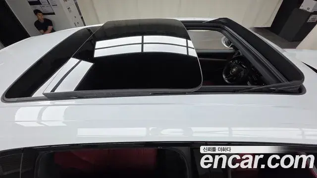 Porsche Cayenne 2023 — Photo 19/20