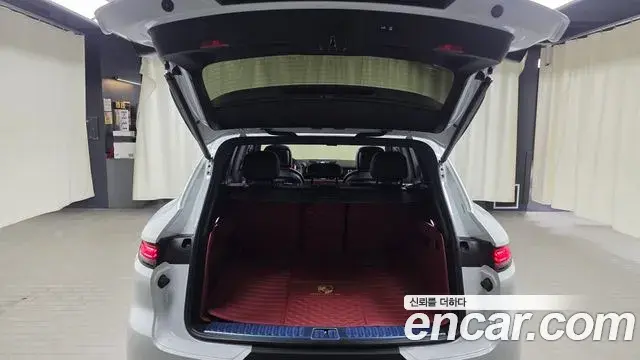 Porsche Cayenne 2023 — Photo 20/20