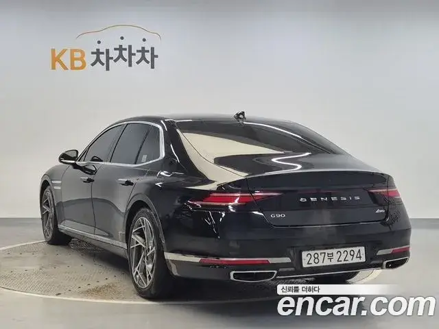 Genesis G90, 2022