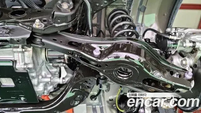 Lexus RZ450e 2023 — ფოტო 15/15