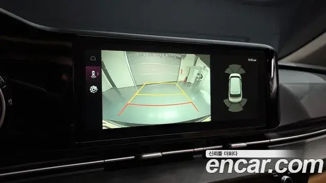 Kia Carnival 2021 — Photo 15/20