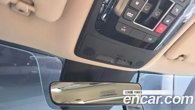 Kia Carnival 2021 — Photo 19/20
