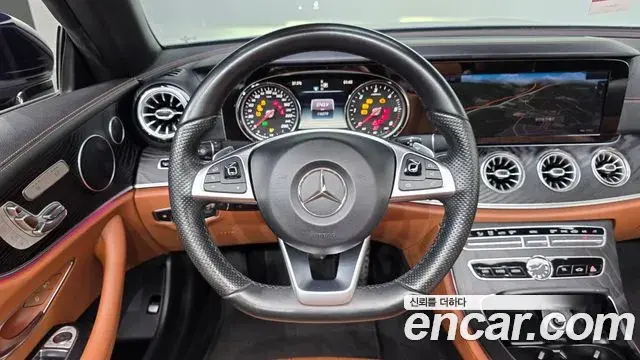 Mercedes-Benz E-Class 2018 — Фото 13/20
