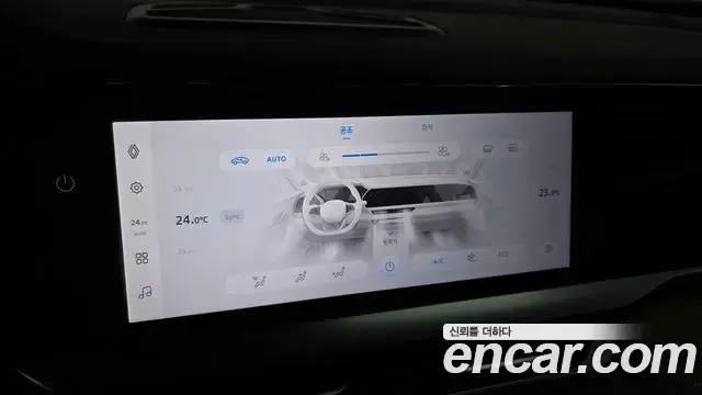 Renault Samsung Grand Koleos 2024 — Photo 10/20