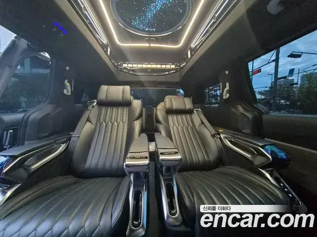 Kia Carnival 2024 — Photo 9/18