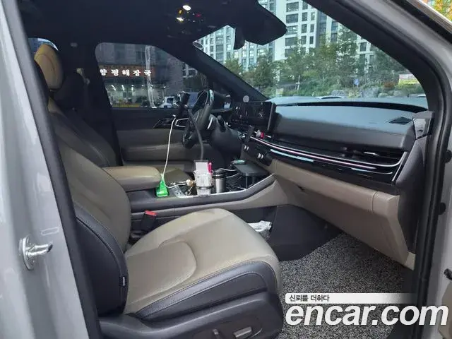 Kia Carnival 2024 — Photo 13/18