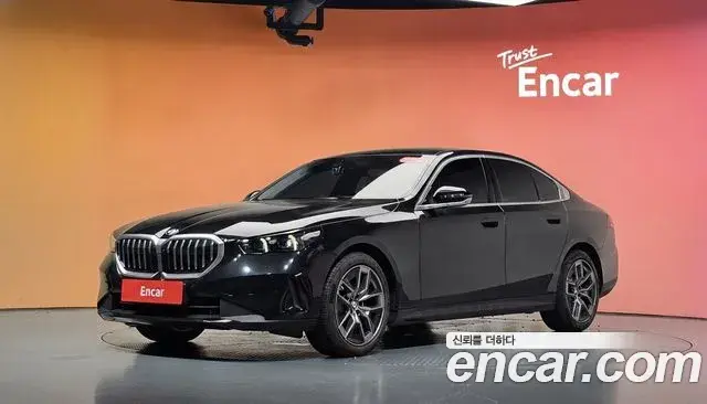 BMW 5 Series 2025 — Şəkil 1/20