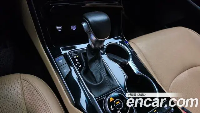Kia Mohave The Master 2020 — Photo 9/20