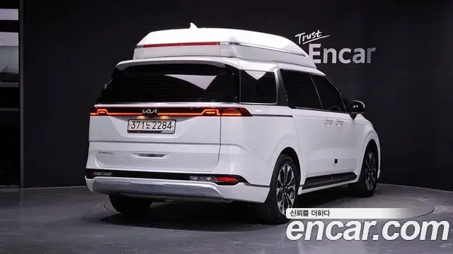 Kia Carnival 2022 — Photo 2/20