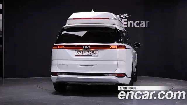 Kia Carnival 2022 — Photo 4/20
