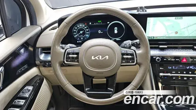 Kia Carnival 2022 — Photo 12/20