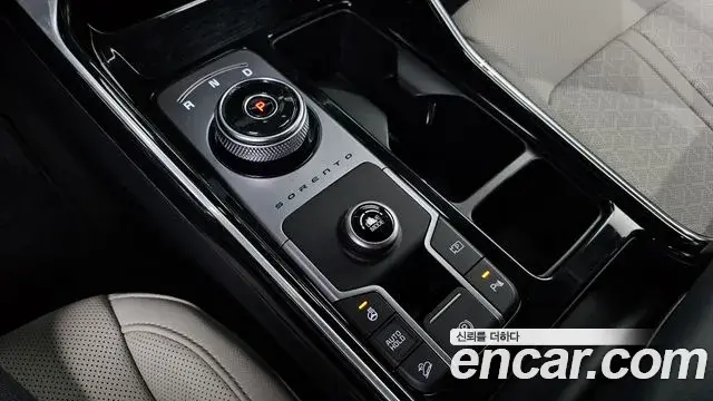 Kia Sorento 2022 — Фото 9/20
