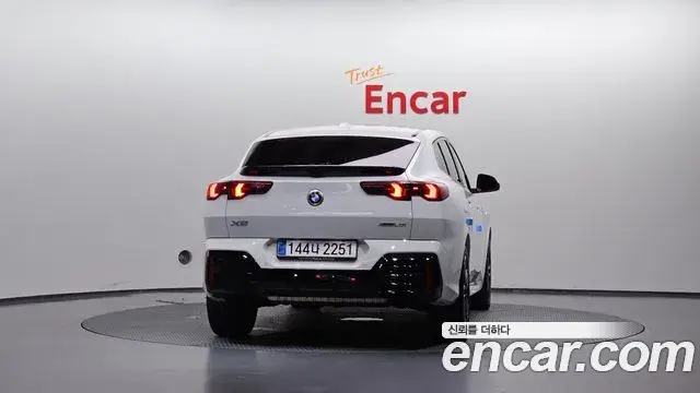 BMW X2 2025 — Фото 4/20