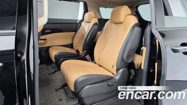 Kia Carnival 2020 — Şəkil 12/20