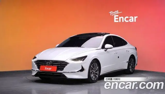 Hyundai Sonata 2019 — Photo 1/20