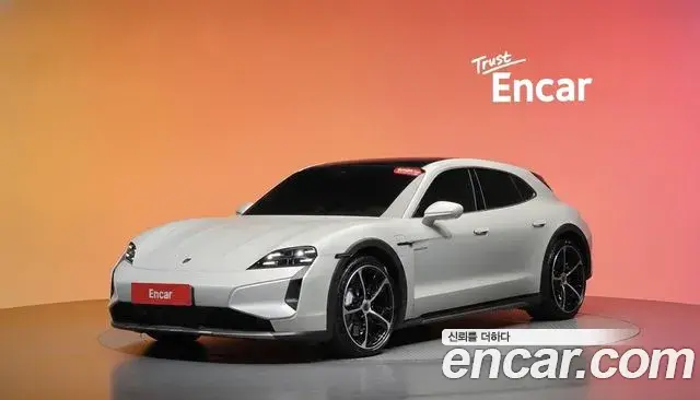 Porsche Taycan 2025 — Photo 7/33