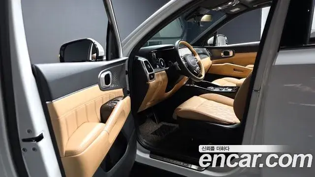 Kia Sorento 2022 — Фото 10/20