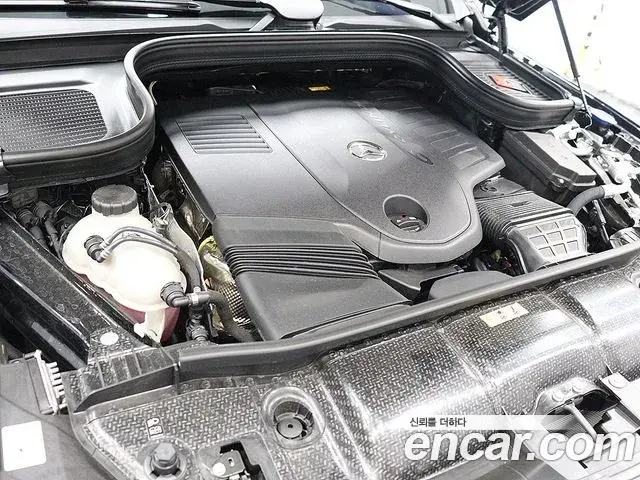 Mercedes-Benz GLE-Class 2025 — Photo 5/20
