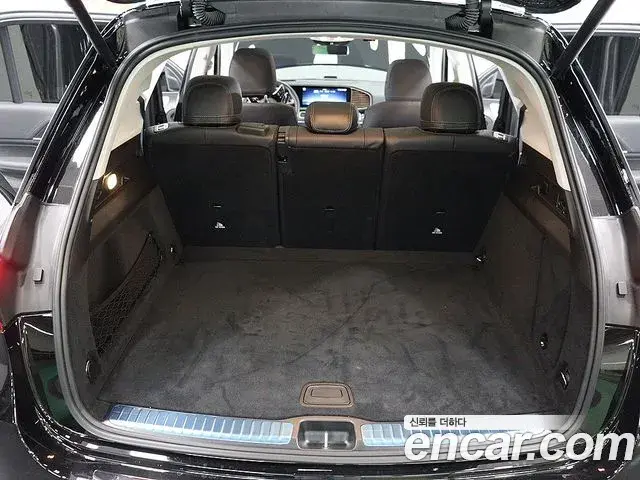 Mercedes-Benz GLE-Class 2025 — Photo 20/20