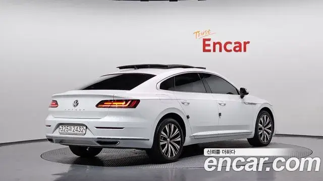 Volkswagen Arteon 2019 — Фото 2/20