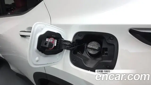 Lexus NX350h 2025 — Photo 3/36