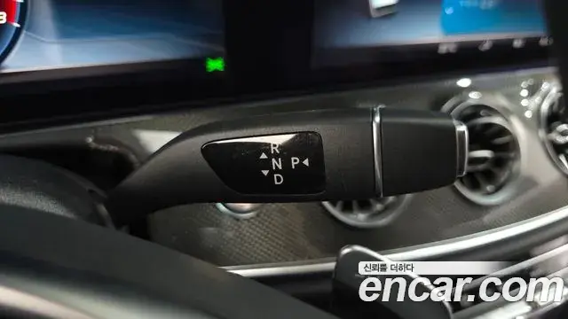 Mercedes-Benz E-Class 2018 — Фото 9/20