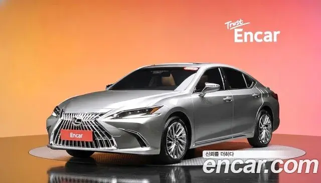 Lexus ES300h 2026 — Şəkil 31/36