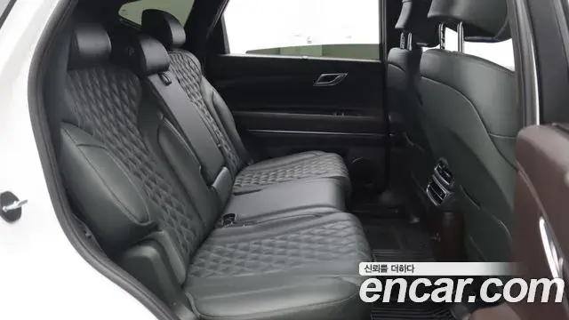 Genesis GV80 2022 — Photo 8/20