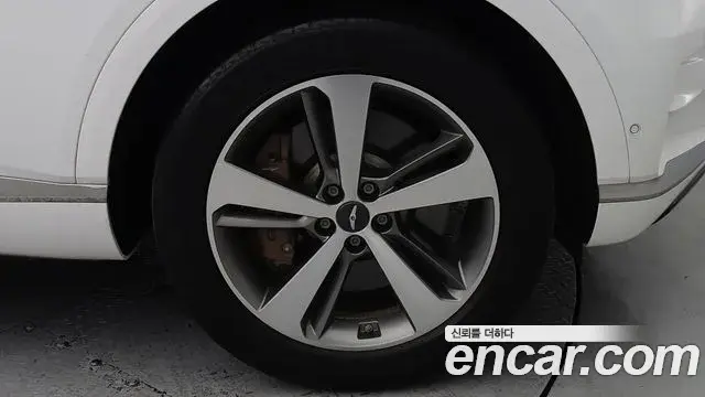 Genesis GV80 2022 — Photo 15/20