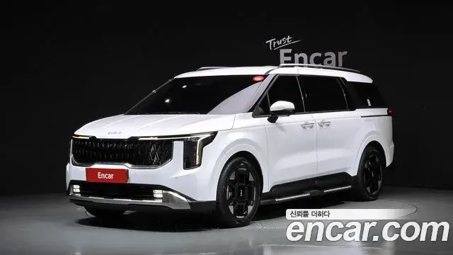 Kia Carnival 2024 — Photo 1/20