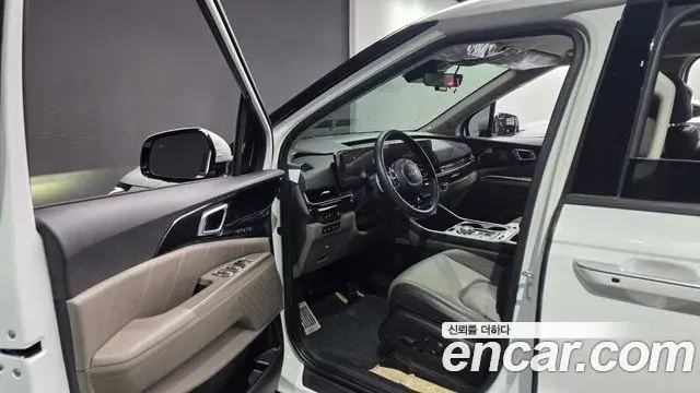 Kia Carnival 2024 — Photo 10/20