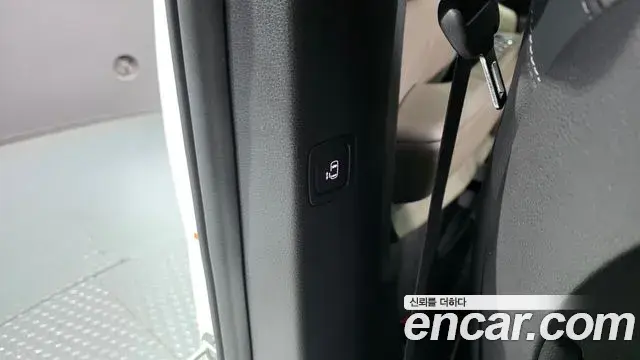 Kia Carnival 2024 — Photo 19/20