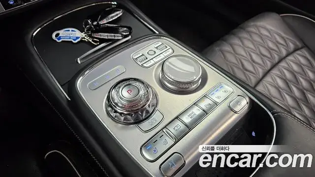 Genesis G90 2023 — Photo 9/20