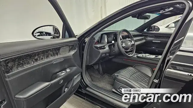 Genesis G90 2023 — Photo 10/20