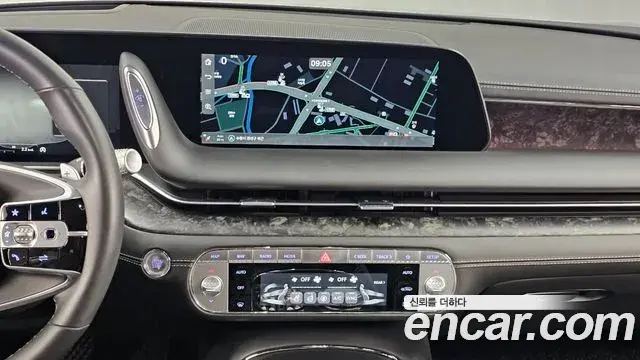 Genesis G90 2023 — Photo 14/20