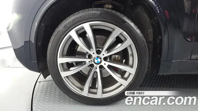 BMW X5 2018 — Photo 5/20