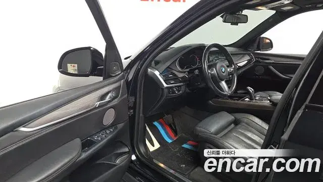 BMW X5 2018 — Photo 10/20