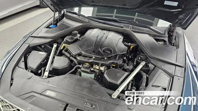 Genesis Electrified G80 2020 — Photo 5/20