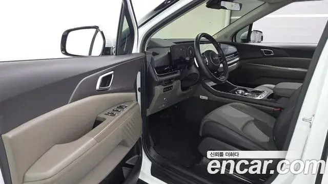Kia Carnival 2024 — Photo 10/20