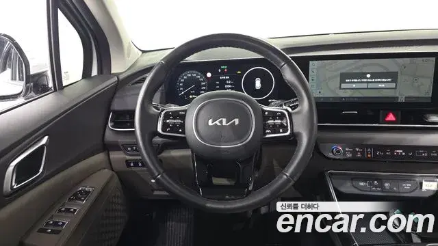 Kia Carnival 2024 — Photo 12/20