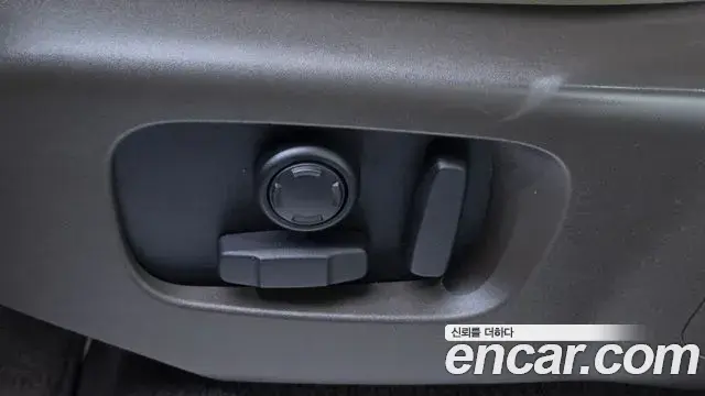 Land Rover Range Rover Sport 2018 — Photo 16/20