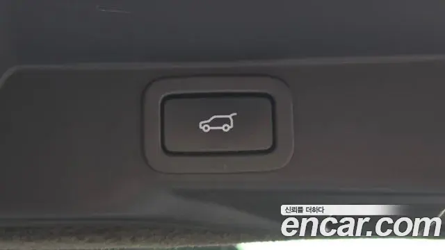 Land Rover Range Rover Sport 2018 — Photo 17/20