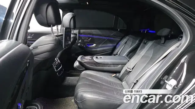 Mercedes-Benz S-Class 2018 — Photo 13/20