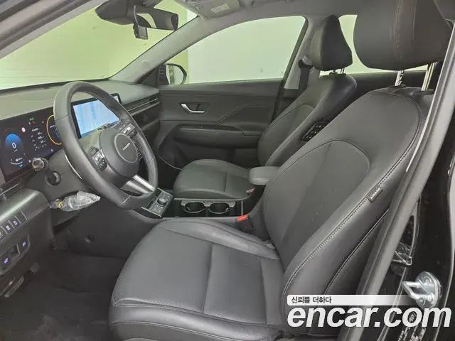 Hyundai Kona 2023 — Фото 9/20