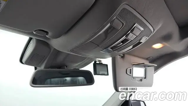 Mercedes-Benz GLS-Class 2018 — Photo 19/20