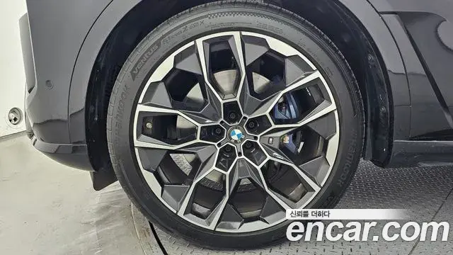 BMW X7 2024 — Photo 5/20
