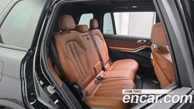 BMW X7 2024 — Photo 11/20