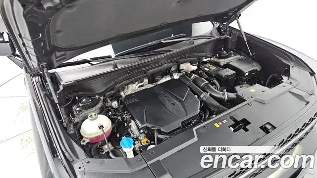 Hyundai Santa Fe 2023 — Photo 6/20