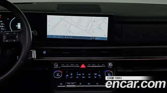 Hyundai Santa Fe 2023 — Photo 14/20