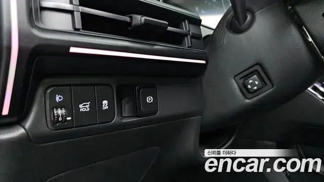 Hyundai Santa Fe 2023 — Photo 19/20